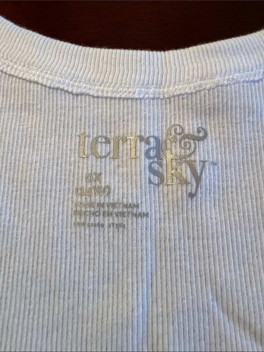 NWT Terra & Sky White Scoop Neck Tank Top - Picture 2 of 5
